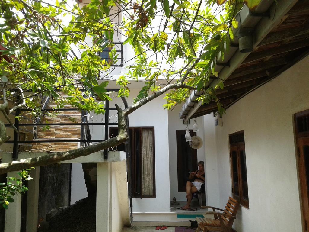 Kaween Homestay Велігама Екстер'єр фото